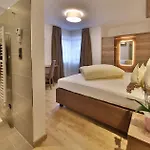 Szálloda Garni Fiegl 3*
