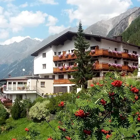 Garni Fiegl 3* Sölden