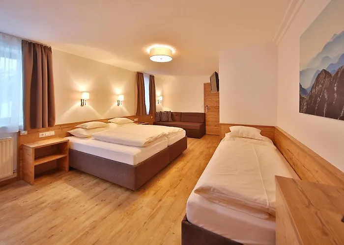 Garni Fiegl Hotel 3*